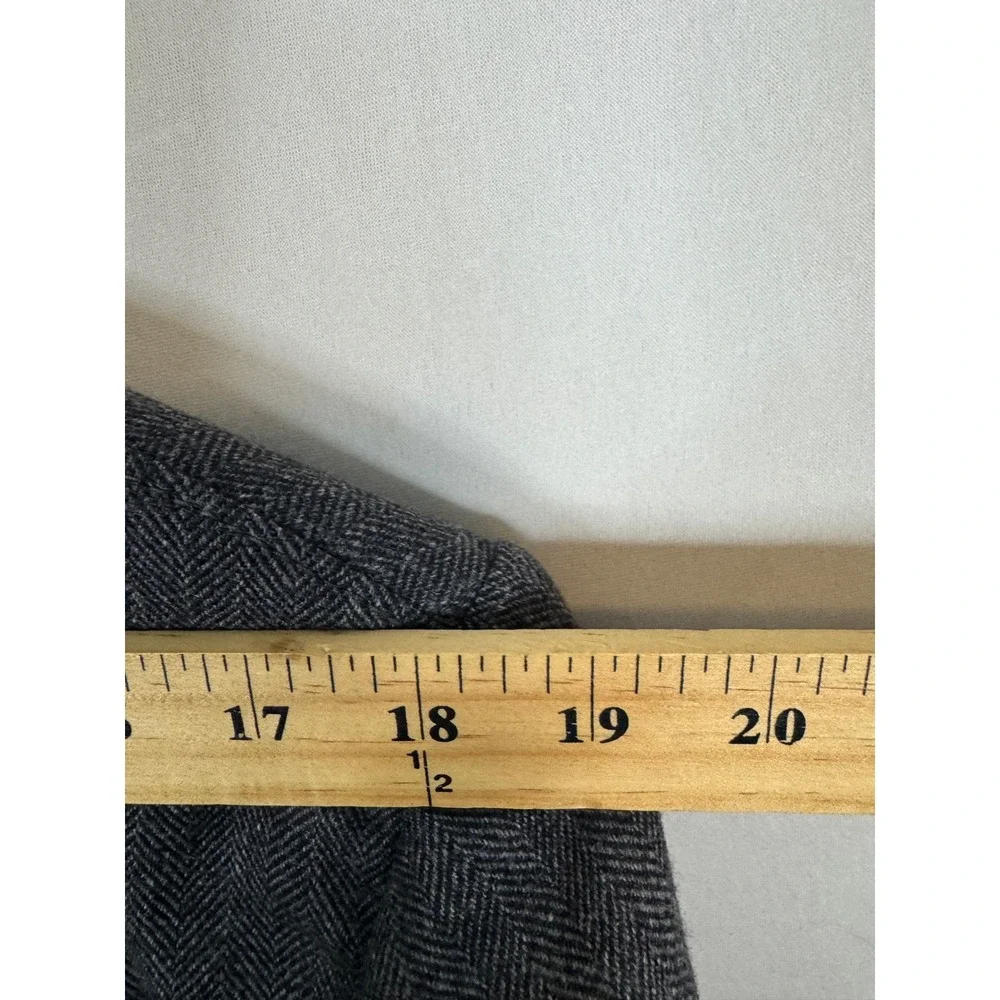 Corneliani ID Grey Wool Cashmere Herringbone Blazer Mock Neck Bib Jacket 54R IT